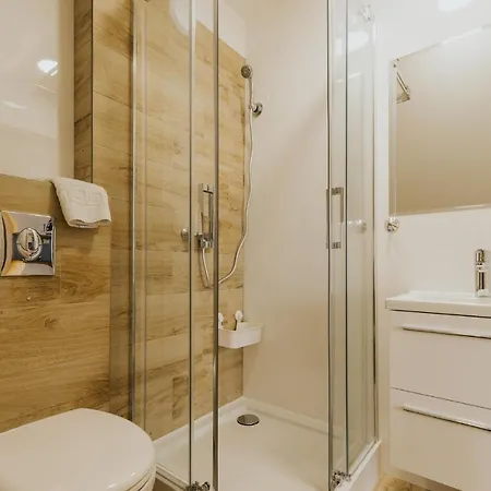 Oskar ホームステイ